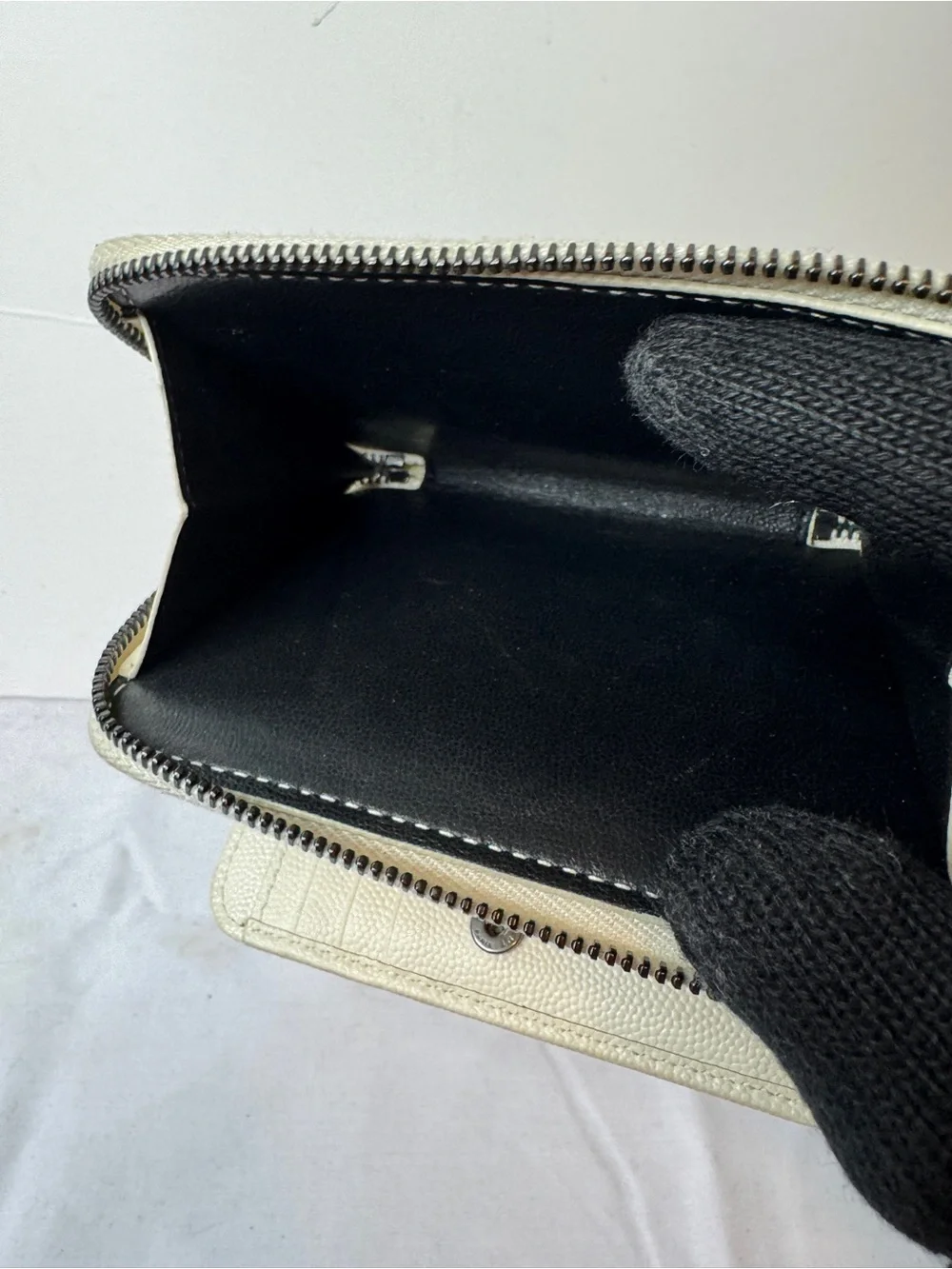 Saint Laurent Cream Quilted Leather Zip Wallet with Black Logo Trim